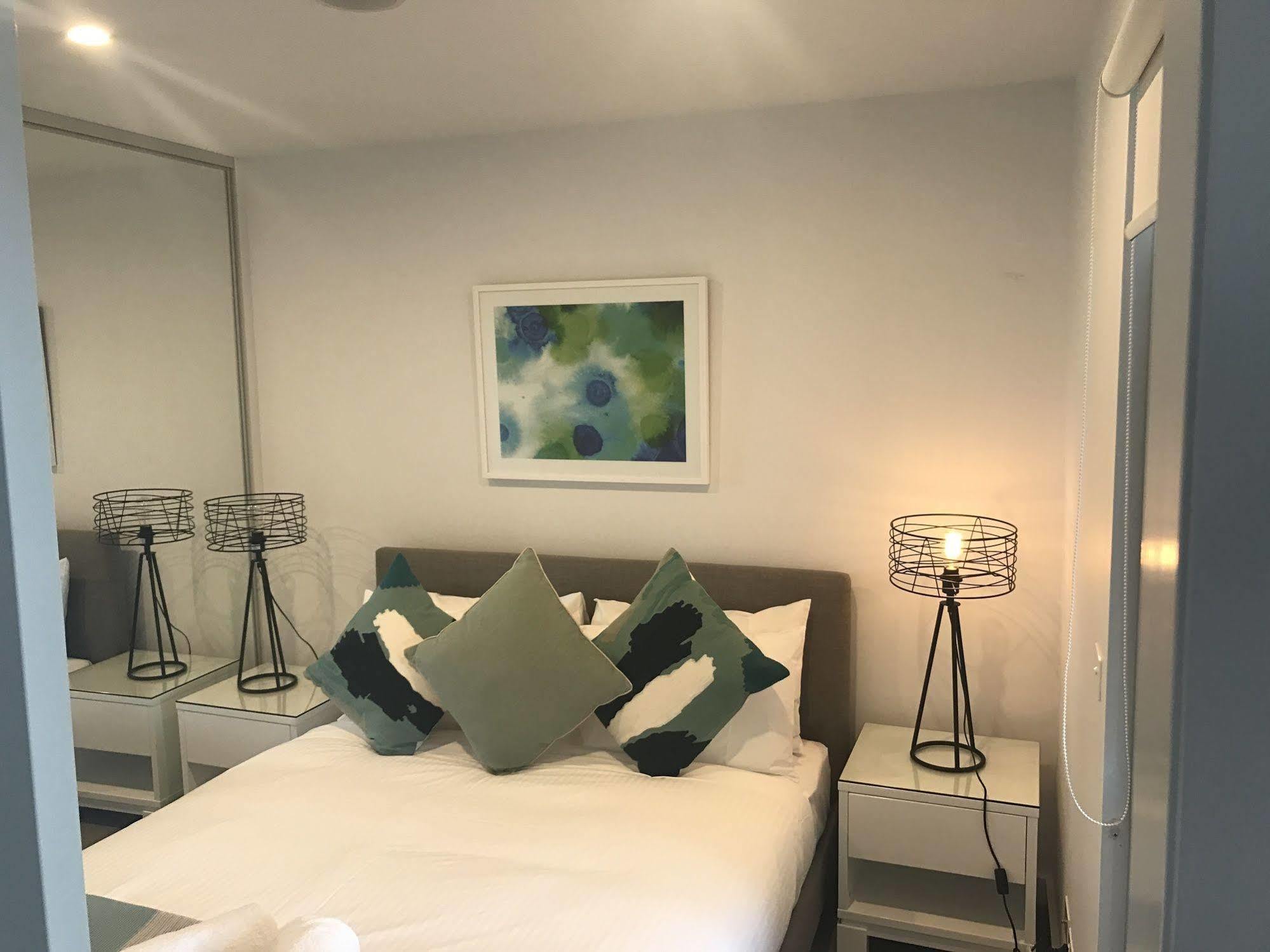 Serviced Apartments Melbourne - Platinum メルボルン エクステリア 写真