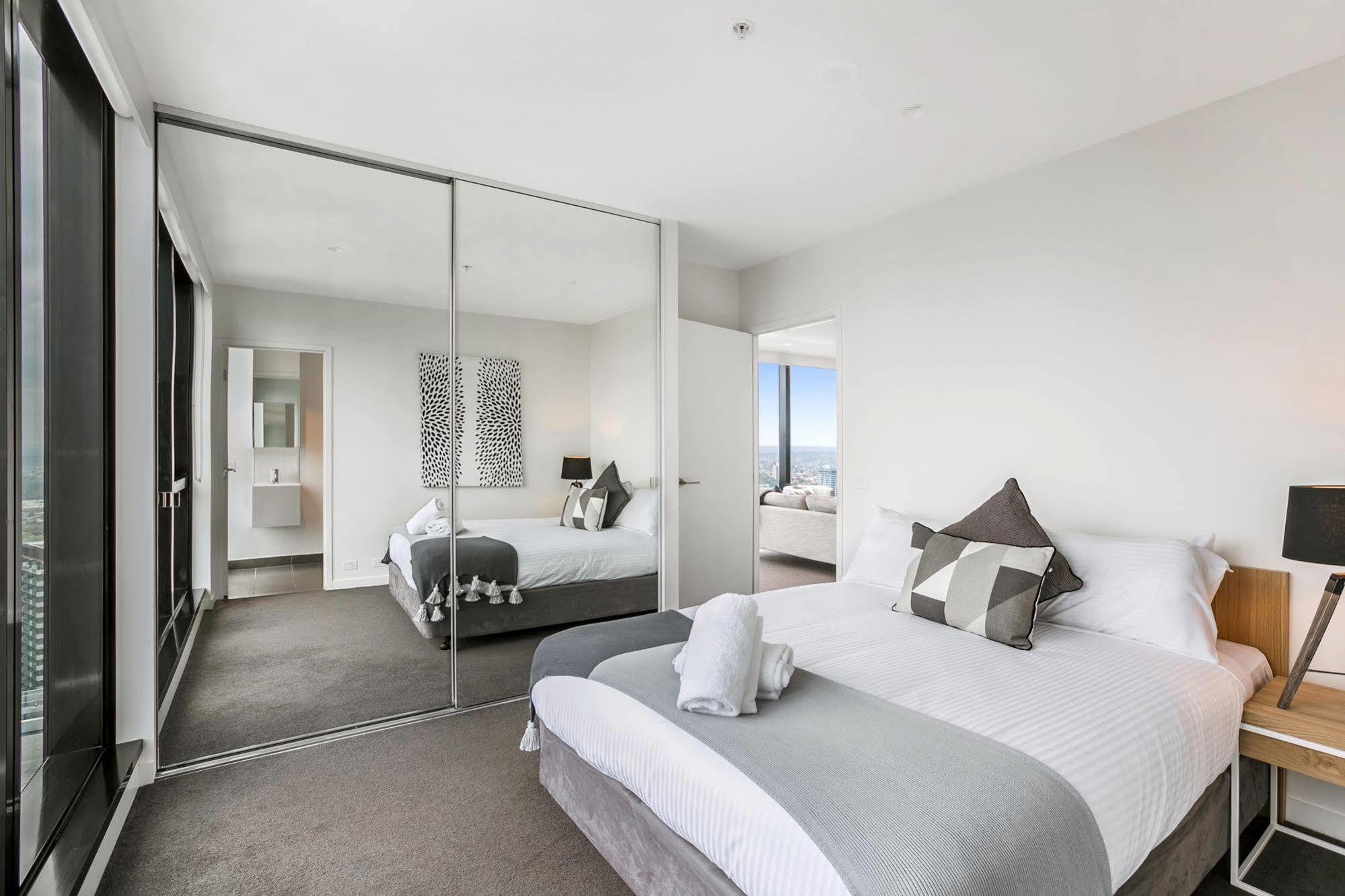 Serviced Apartments Melbourne - Platinum メルボルン エクステリア 写真