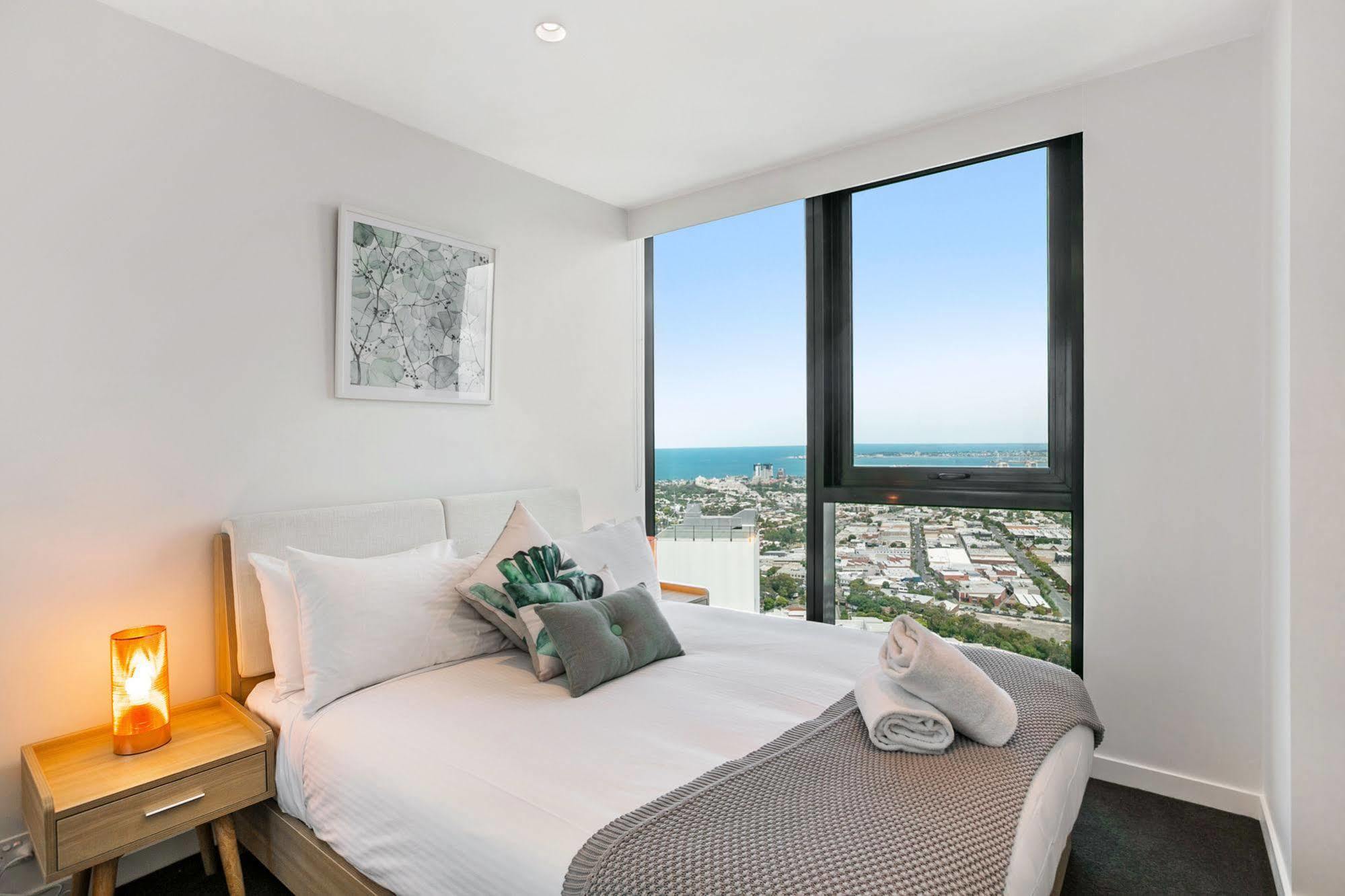 Serviced Apartments Melbourne - Platinum メルボルン エクステリア 写真